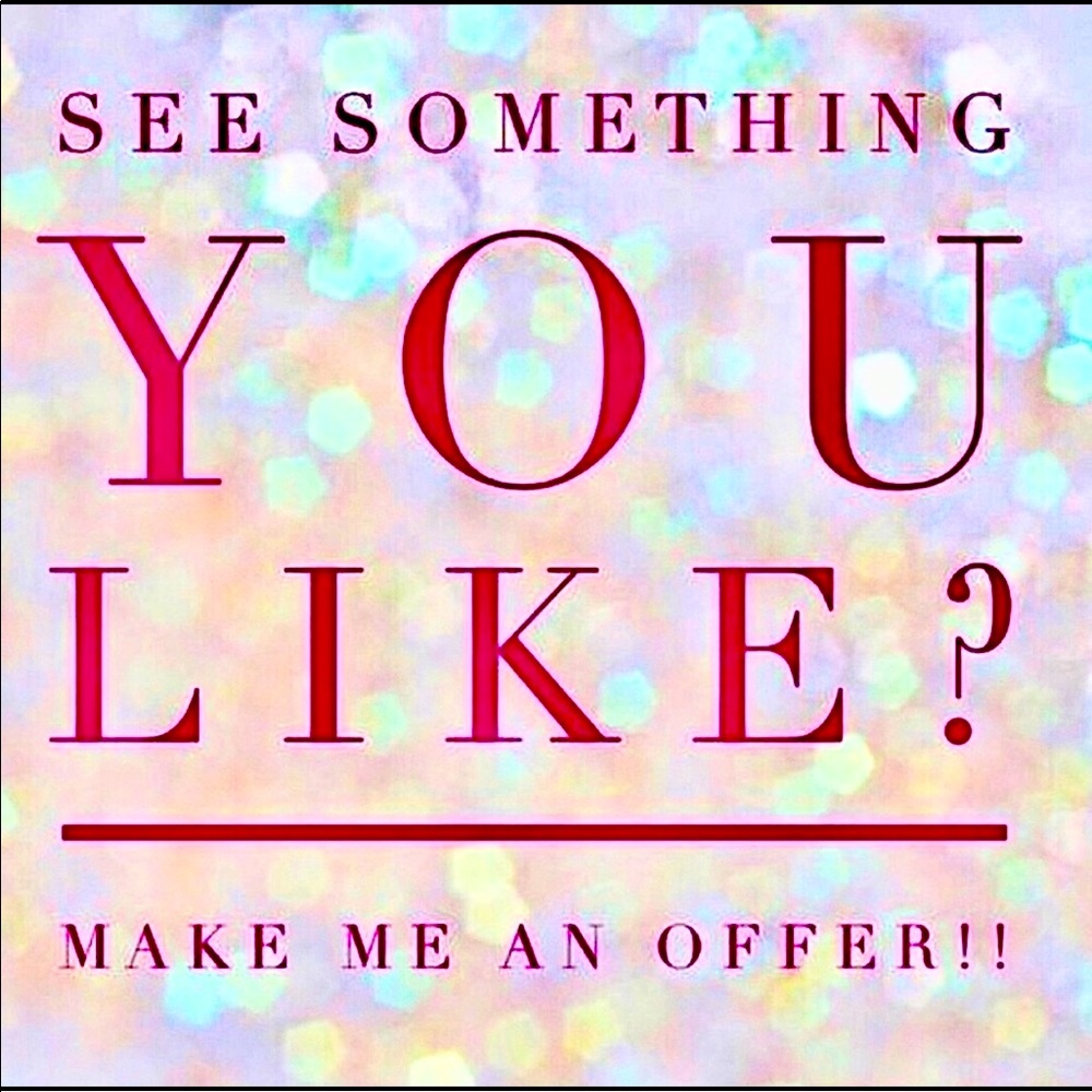 All reasonable offers welcome! 🌸💝